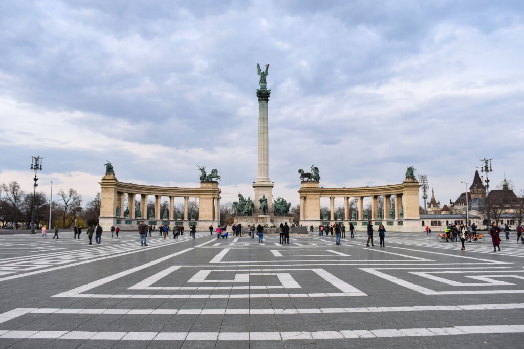Budapest-Piazza-degli-Eroi